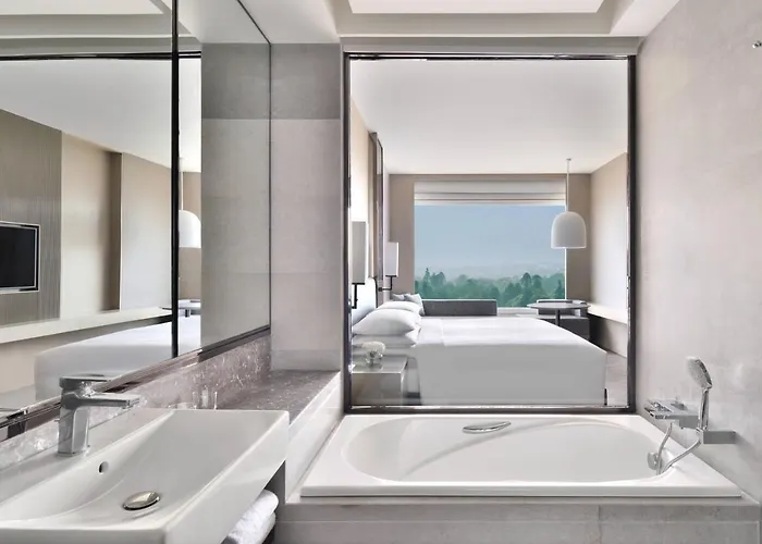 Hotel Marriott 5*